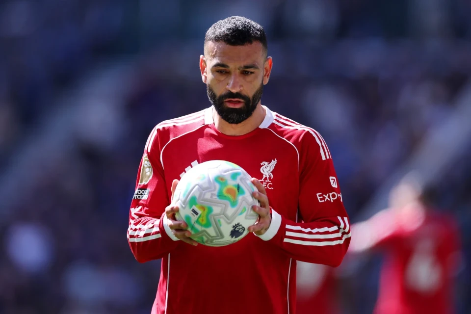 Salahdan möhtəşəm vida: Cerrardın rekordunu təkrarladı - VİDEO