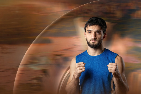 Наби Искендеров стартовал с победы на Кубке мира