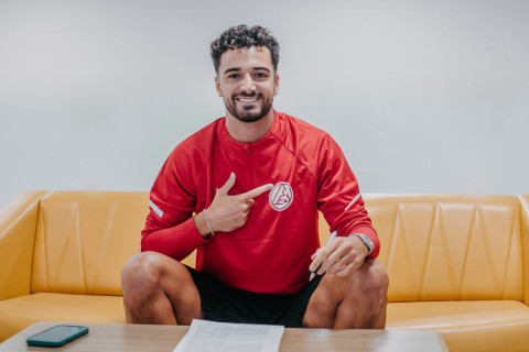 Португальский защитник назвал Роналду своим идолом