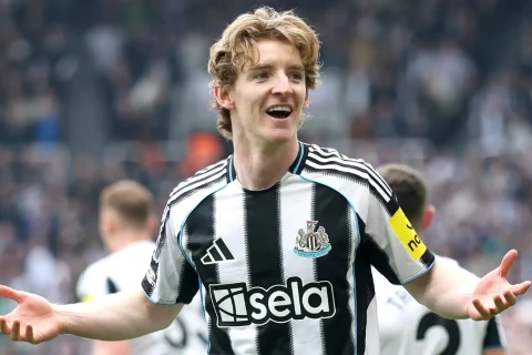 “Nyukasl” Entoni Qordonun qiymətini müəyyənləşdirib