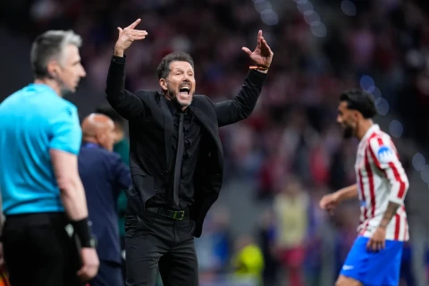 Dieqo Simeone: “Həyat sınaqlardan dərs çıxarmaq bacarığıdır”