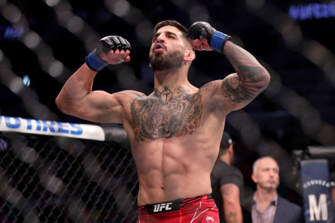 Топурия хочет шокировать мир победой над Махачевым