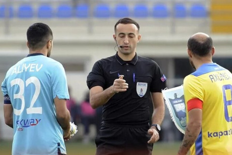 АФФА жестко наказала арбитра VAR после протеста "Нефтчи"