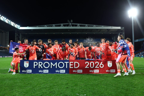 "Ковентри Сити" Фрэнка Лэмпарда досрочно выиграл Чемпионшип