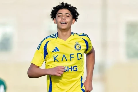 "Аль-Наср" планирует включить в основной состав 15-летнего сына Роналду
