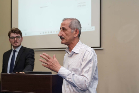 В Баку прошел просветительский семинар для футбольных арбитров - ФОТО