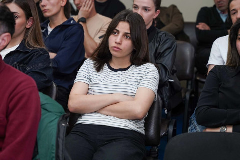 В Баку прошел просветительский семинар для футбольных арбитров - ФОТО