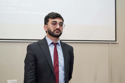 В Баку прошел просветительский семинар для футбольных арбитров - ФОТО