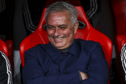 "Реал" может подписать тренера "Бенфики" бесплатно