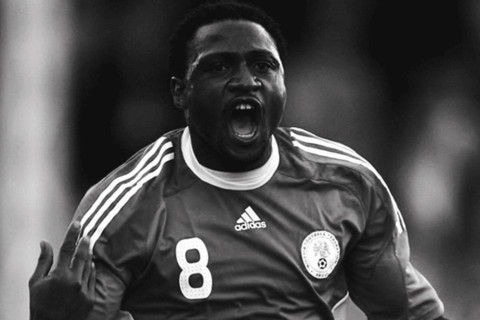 Nigeriya millisinin və “Beşiktaş”ın sabiq futbolçusu vəfat edib