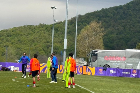 Azərbaycanın U-20 millisi Qəbələdə hazırlıqlarını davam etdirir - FOTO