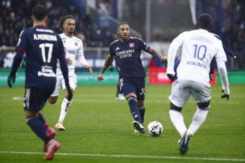 Liqa 1: “Lion”dan beş qollu dueldə qələbə