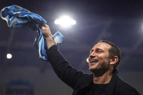 Lempard “Çelsi”yə qayıdış iddialarına son qoydu