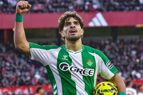 Абде Эззалзули может перебраться в английский гранд