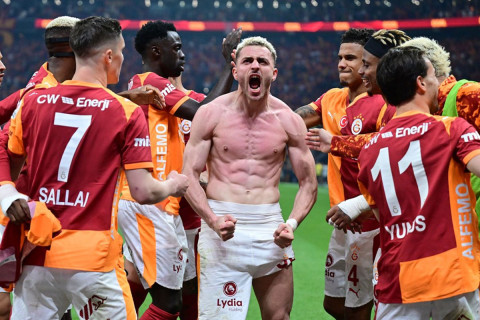 Superliqa: “Qalatasaray” derbidə “Fənərbağça”ya yerini göstərdi – YENİLƏNİB + VİDEO