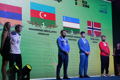 Azərbaycan boksçuları Dünya kubokunda üç qızıl, bir bürünc medal qazanıblar - FOTO