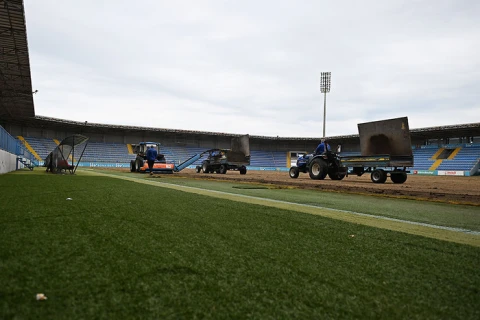 “Liv Bona Dea Arena”da təbii örtüyün bərpası üçün yenidənqurma işlərinə başlanılıb - FOTO