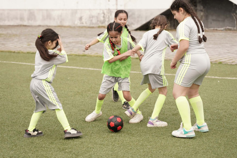 Lənkəranda qızlar üçün futbol festivalı keçirilib - FOTO