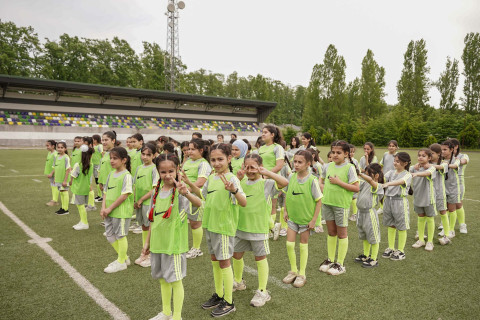 Lənkəranda qızlar üçün futbol festivalı keçirilib - FOTO