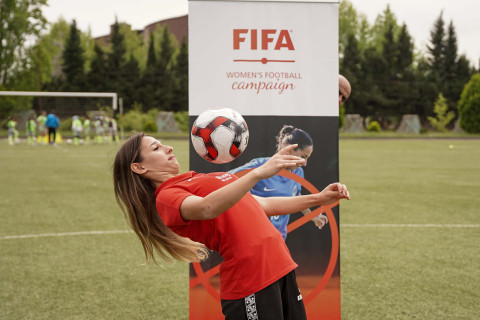 Lənkəranda qızlar üçün futbol festivalı keçirilib - FOTO