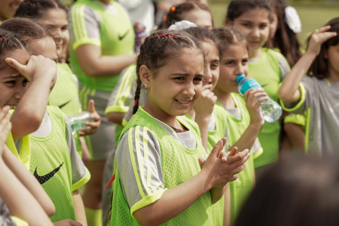 Lənkəranda qızlar üçün futbol festivalı keçirilib - FOTO