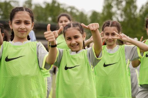 Lənkəranda qızlar üçün futbol festivalı keçirilib - FOTO