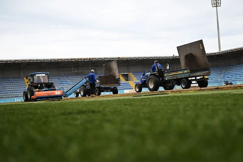 На "Лив Бона Деа Арене" начали масштабную реконструкцию поля