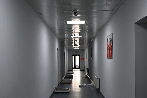 “Liv Bona Dea Arena”da təbii örtüyünün bərpasına başlanılıb - FOTO