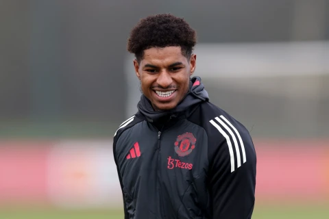 Reşford “Barselona”ya keçid üçün maaşını azaltmağa razıdır