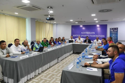 Avarçəkmə ulduzları rəqiblərini tanıdı - FOTO