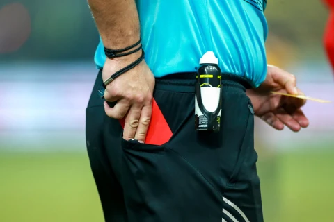 UEFA hakimi yeniyetməyə təcavüz şübhəsi ilə saxlanılıb