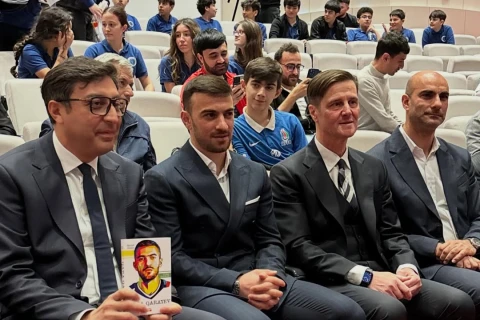 “Qara Qarayev” kitabı təqdim olunub - FOTO