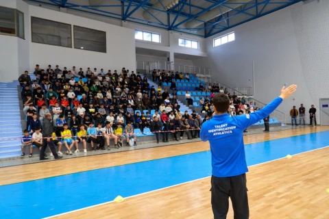 Şəkidə Olimpiya həyəcanı: 192 məktəbli yarışdı - FOTO