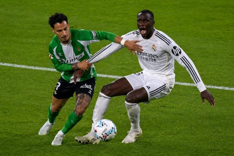 Hakimlər “Betis”in “Real”a vurduğu qol barədə qərarı açıqladılar - VİDEO