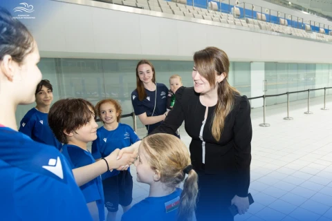Bakı Su İdmanı Sarayında üzgüçülərlə görüş - FOTO