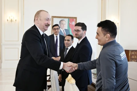 Prezident İlham Əliyev Avropa çempionatında komanda hesabında birinci olan güləşçiləri qəbul edib - FOTO