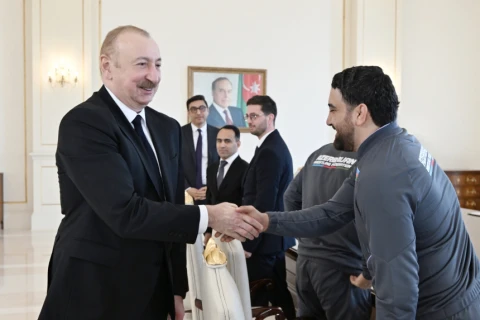 Prezident İlham Əliyev Avropa çempionatında komanda hesabında birinci olan güləşçiləri qəbul edib - FOTO