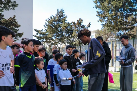 “Sabah”ın futbolçuları uşaqlarla görüşüb futbol oynadılar