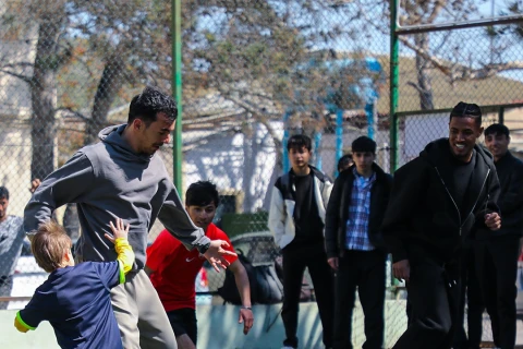 “Sabah”ın futbolçuları uşaqlarla görüşüb futbol oynadılar