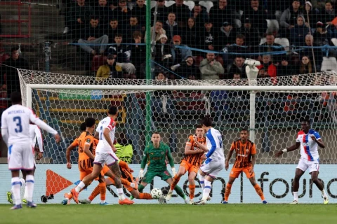 Konfrans Liqası: “Şaxtyor Donetsk” “Kristal Palas” məğlub oldu