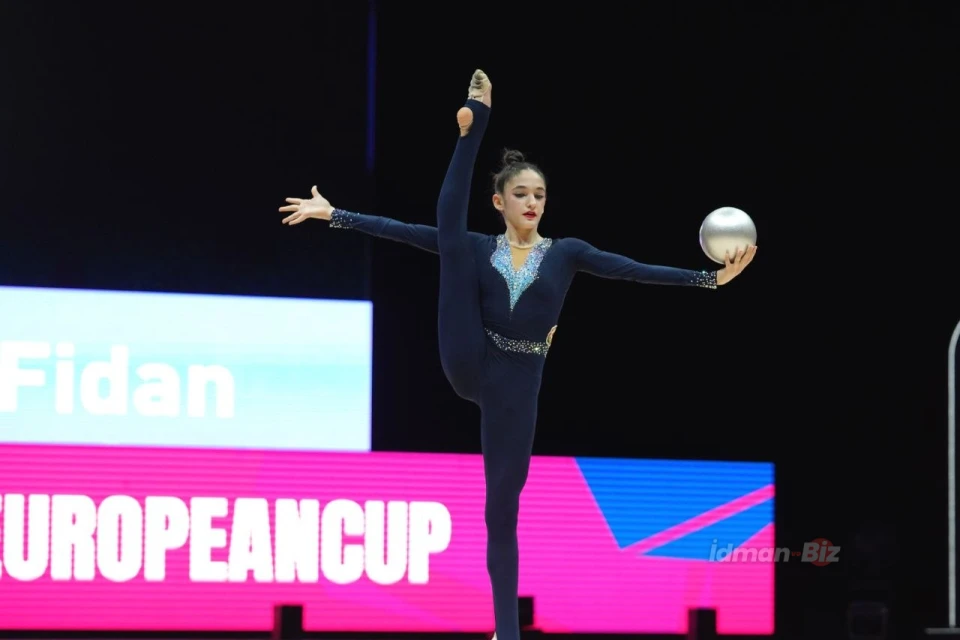 Bədii gimnastika üzrə Avropa Kubokunun ikinci gününə start verilib - FOTO/VİDEO