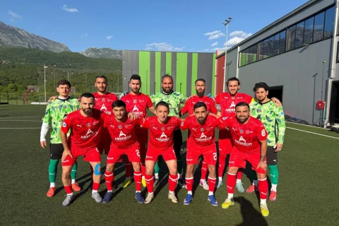 Minifutbol millimiz qələbə qazanıb