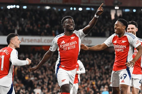Premier League: Arsenal under pressure, Manchester United and Liverpool battle for top-three spot