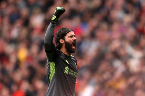 “Liverpul” Alissonun zədəsinin nə vaxt sağalacağını açıqlayıb