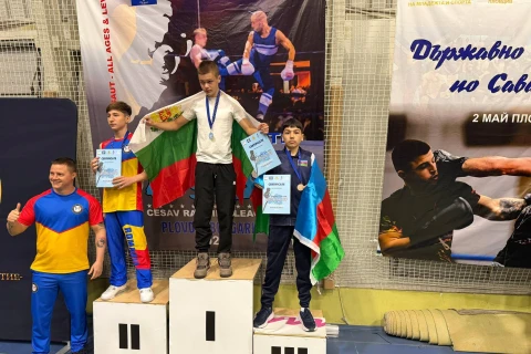Azərbaycan savatçıları Bolqarıstanda altı medal qazanıblar - FOTO