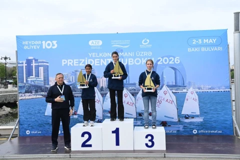 В Бакинской бухте завершилась парусная регата - ФОТО