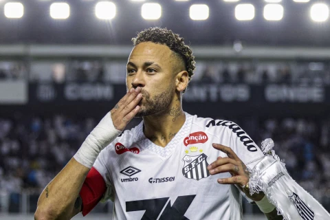 Kazemiro: “Neymar dünya çempionatında oynamalıdır”