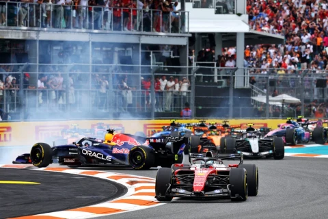 “Formula-1”də araşdırma xaosu: Ştüardlar qərar verəcək