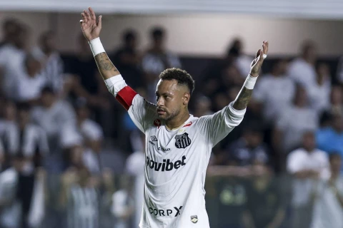 “Santos” Neymar və Robinyo arasındakı münaqişə ilə bağlı açıqlama yayıb