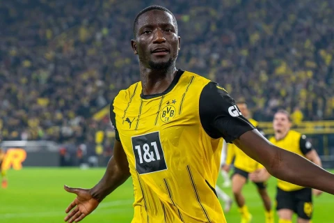 “Fənərbağça” yeni hücumçu transfer edir